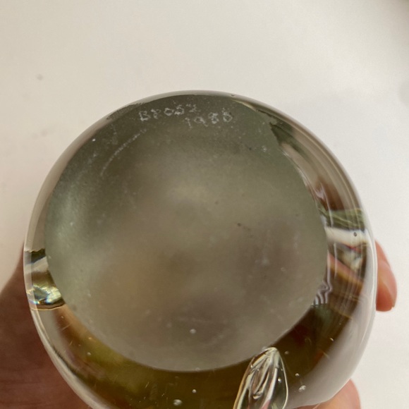 Vintage Scupltural Glass Hand Blown Paperweight - Picture 7 of 9